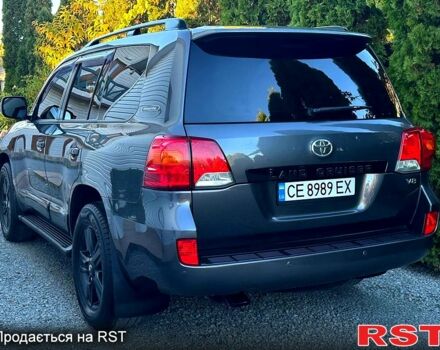 Серый Тойота Ленд Крузер, объемом двигателя 4.5 л и пробегом 209 тыс. км за 30000 $, фото 1 на Automoto.ua