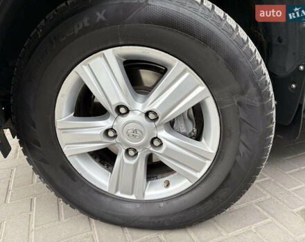 Серый Тойота Ленд Крузер, объемом двигателя 4.61 л и пробегом 227 тыс. км за 30500 $, фото 21 на Automoto.ua