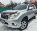 Серый Тойота Ленд Крузер, объемом двигателя 2.7 л и пробегом 179 тыс. км за 21200 $, фото 1 на Automoto.ua