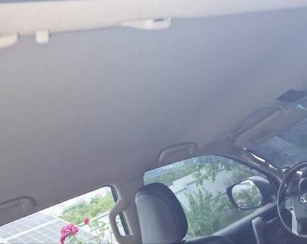 Серый Тойота Ленд Крузер, объемом двигателя 3 л и пробегом 218 тыс. км за 27777 $, фото 8 на Automoto.ua