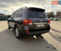 Серый Тойота Ленд Крузер, объемом двигателя 4.46 л и пробегом 300 тыс. км за 33500 $, фото 2 на Automoto.ua