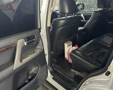 Серый Тойота Ленд Крузер, объемом двигателя 4.5 л и пробегом 290 тыс. км за 30500 $, фото 7 на Automoto.ua