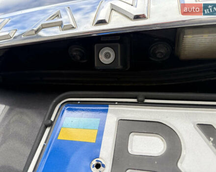 Серый Тойота Ленд Крузер, объемом двигателя 4.61 л и пробегом 227 тыс. км за 30500 $, фото 15 на Automoto.ua