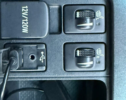 Сірий Тойота Ленд Крузер, об'ємом двигуна 3 л та пробігом 185 тис. км за 32500 $, фото 40 на Automoto.ua