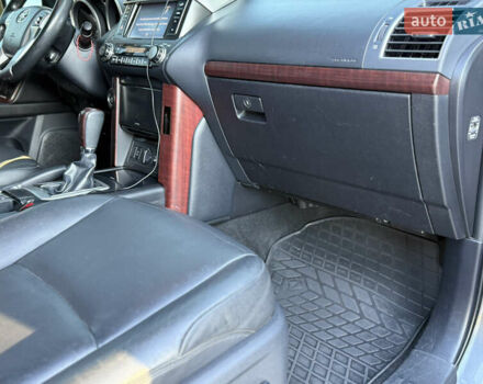Сірий Тойота Ленд Крузер, об'ємом двигуна 3 л та пробігом 185 тис. км за 32500 $, фото 43 на Automoto.ua