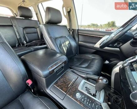 Серый Тойота Ленд Крузер, объемом двигателя 4.5 л и пробегом 230 тыс. км за 38899 $, фото 37 на Automoto.ua
