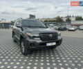 Серый Тойота Ленд Крузер, объемом двигателя 4.46 л и пробегом 260 тыс. км за 36000 $, фото 6 на Automoto.ua