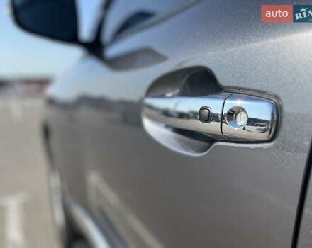 Серый Тойота Ленд Крузер, объемом двигателя 4.5 л и пробегом 230 тыс. км за 38899 $, фото 13 на Automoto.ua