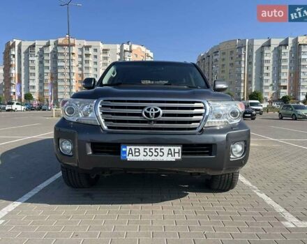 Серый Тойота Ленд Крузер, объемом двигателя 4.5 л и пробегом 230 тыс. км за 38899 $, фото 4 на Automoto.ua