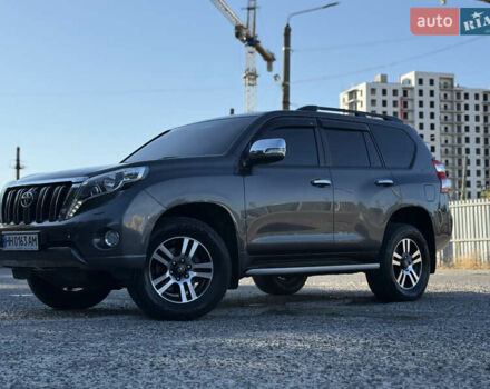 Сірий Тойота Ленд Крузер, об'ємом двигуна 3 л та пробігом 185 тис. км за 32500 $, фото 4 на Automoto.ua