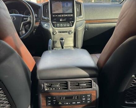 Сірий Тойота Ленд Крузер, об'ємом двигуна 4.46 л та пробігом 224 тис. км за 44950 $, фото 18 на Automoto.ua