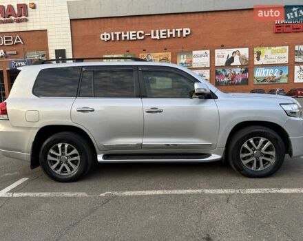 Сірий Тойота Ленд Крузер, об'ємом двигуна 4.46 л та пробігом 224 тис. км за 44950 $, фото 5 на Automoto.ua