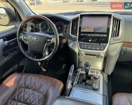 Сірий Тойота Ленд Крузер, об'ємом двигуна 4.46 л та пробігом 224 тис. км за 44950 $, фото 24 на Automoto.ua