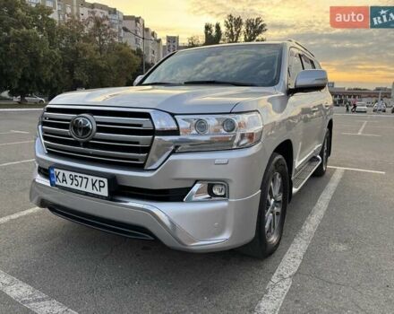 Сірий Тойота Ленд Крузер, об'ємом двигуна 4.46 л та пробігом 224 тис. км за 44950 $, фото 2 на Automoto.ua