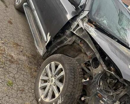 Серый Тойота Ленд Крузер, объемом двигателя 4.46 л и пробегом 315 тыс. км за 20500 $, фото 3 на Automoto.ua