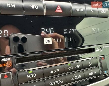 Серый Тойота Ленд Крузер, объемом двигателя 4.61 л и пробегом 161 тыс. км за 42500 $, фото 34 на Automoto.ua