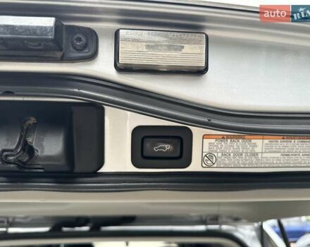 Серый Тойота Ленд Крузер, объемом двигателя 4.61 л и пробегом 161 тыс. км за 42500 $, фото 33 на Automoto.ua