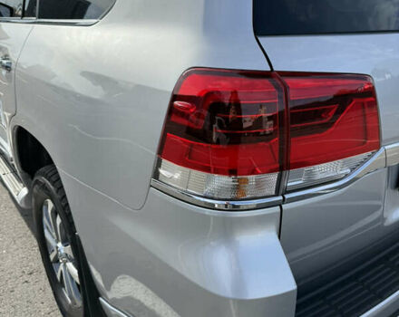 Серый Тойота Ленд Крузер, объемом двигателя 4.46 л и пробегом 179 тыс. км за 52000 $, фото 6 на Automoto.ua