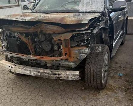 Серый Тойота Ленд Крузер, объемом двигателя 4.46 л и пробегом 315 тыс. км за 20500 $, фото 7 на Automoto.ua