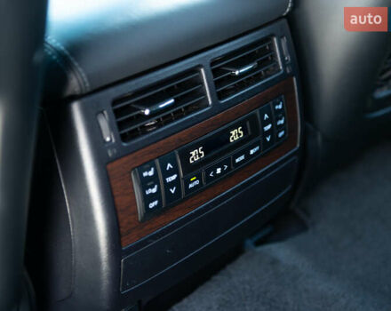 Сірий Тойота Ленд Крузер, об'ємом двигуна 4.46 л та пробігом 70 тис. км за 73000 $, фото 31 на Automoto.ua