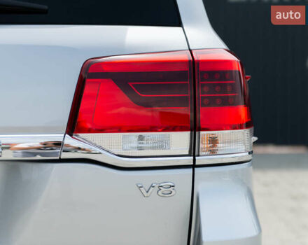 Сірий Тойота Ленд Крузер, об'ємом двигуна 4.46 л та пробігом 70 тис. км за 73000 $, фото 10 на Automoto.ua