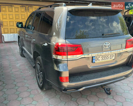 Сірий Тойота Ленд Крузер, об'ємом двигуна 4.46 л та пробігом 129 тис. км за 60000 $, фото 3 на Automoto.ua