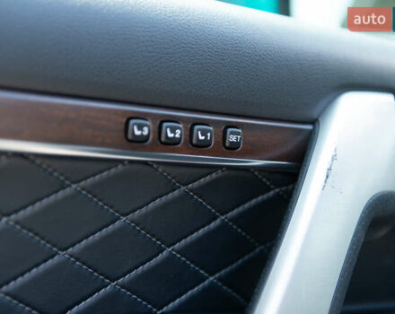 Сірий Тойота Ленд Крузер, об'ємом двигуна 4.46 л та пробігом 70 тис. км за 73000 $, фото 27 на Automoto.ua