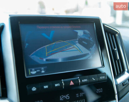 Сірий Тойота Ленд Крузер, об'ємом двигуна 4.46 л та пробігом 70 тис. км за 73000 $, фото 40 на Automoto.ua