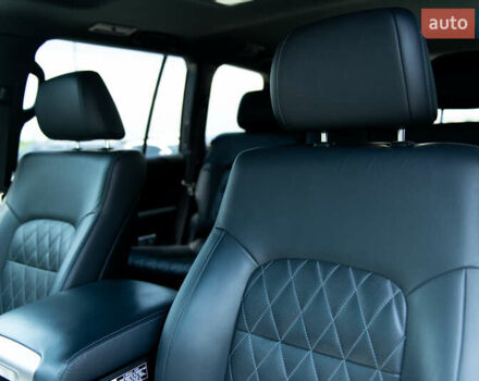 Сірий Тойота Ленд Крузер, об'ємом двигуна 4.46 л та пробігом 70 тис. км за 73000 $, фото 28 на Automoto.ua