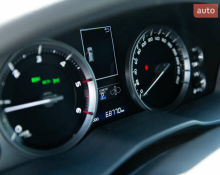 Сірий Тойота Ленд Крузер, об'ємом двигуна 4.46 л та пробігом 70 тис. км за 73000 $, фото 20 на Automoto.ua