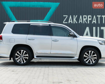 Сірий Тойота Ленд Крузер, об'ємом двигуна 4.46 л та пробігом 70 тис. км за 73000 $, фото 14 на Automoto.ua