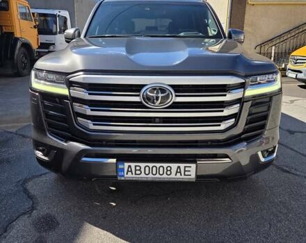 Серый Тойота Ленд Крузер, объемом двигателя 3.45 л и пробегом 37 тыс. км за 73000 $, фото 1 на Automoto.ua