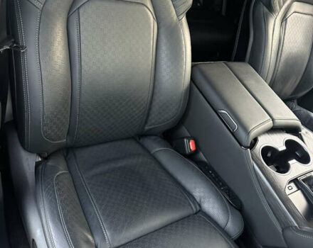 Серый Тойота Ленд Крузер, объемом двигателя 3.45 л и пробегом 80 тыс. км за 67000 $, фото 25 на Automoto.ua