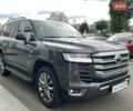 Сірий Тойота Ленд Крузер, об'ємом двигуна 3.45 л та пробігом 68 тис. км за 71773 $, фото 3 на Automoto.ua