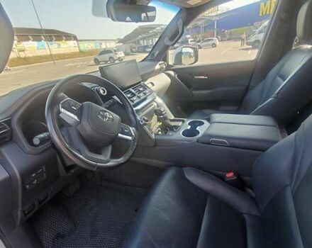 Сірий Тойота Ленд Крузер, об'ємом двигуна 3.45 л та пробігом 126 тис. км за 72000 $, фото 1 на Automoto.ua