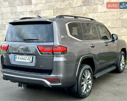 Серый Тойота Ленд Крузер, объемом двигателя 3.45 л и пробегом 88 тыс. км за 66800 $, фото 27 на Automoto.ua