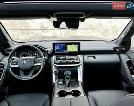 Серый Тойота Ленд Крузер, объемом двигателя 3.45 л и пробегом 88 тыс. км за 66800 $, фото 57 на Automoto.ua