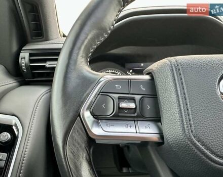 Серый Тойота Ленд Крузер, объемом двигателя 3.45 л и пробегом 88 тыс. км за 66800 $, фото 72 на Automoto.ua