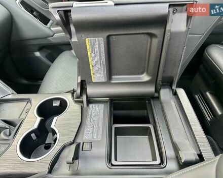 Серый Тойота Ленд Крузер, объемом двигателя 3.45 л и пробегом 88 тыс. км за 66800 $, фото 65 на Automoto.ua