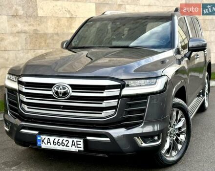 Серый Тойота Ленд Крузер, объемом двигателя 3.45 л и пробегом 88 тыс. км за 66800 $, фото 4 на Automoto.ua