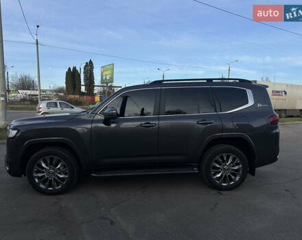 Серый Тойота Ленд Крузер, объемом двигателя 3.45 л и пробегом 80 тыс. км за 67000 $, фото 11 на Automoto.ua