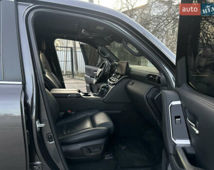 Серый Тойота Ленд Крузер, объемом двигателя 3.45 л и пробегом 80 тыс. км за 67000 $, фото 22 на Automoto.ua