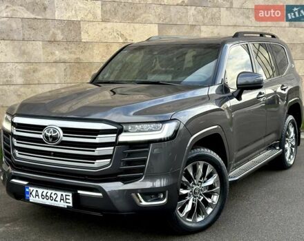 Серый Тойота Ленд Крузер, объемом двигателя 3.45 л и пробегом 88 тыс. км за 66800 $, фото 3 на Automoto.ua