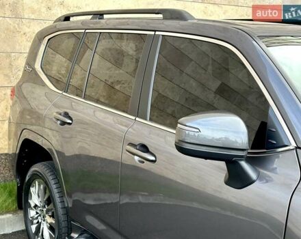 Серый Тойота Ленд Крузер, объемом двигателя 3.45 л и пробегом 88 тыс. км за 66800 $, фото 44 на Automoto.ua