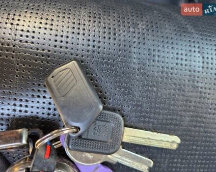 Серый Тойота Ленд Крузер, объемом двигателя 3.45 л и пробегом 37 тыс. км за 73000 $, фото 14 на Automoto.ua