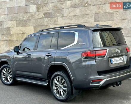 Серый Тойота Ленд Крузер, объемом двигателя 3.45 л и пробегом 88 тыс. км за 66800 $, фото 21 на Automoto.ua