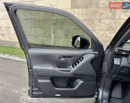 Серый Тойота Ленд Крузер, объемом двигателя 3.45 л и пробегом 88 тыс. км за 66800 $, фото 77 на Automoto.ua