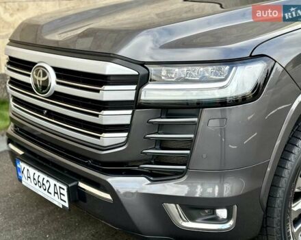 Серый Тойота Ленд Крузер, объемом двигателя 3.45 л и пробегом 88 тыс. км за 66800 $, фото 41 на Automoto.ua