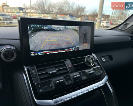 Серый Тойота Ленд Крузер, объемом двигателя 3.45 л и пробегом 80 тыс. км за 67000 $, фото 34 на Automoto.ua