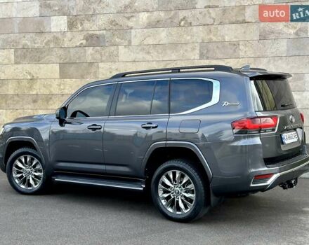 Серый Тойота Ленд Крузер, объемом двигателя 3.45 л и пробегом 88 тыс. км за 66800 $, фото 20 на Automoto.ua